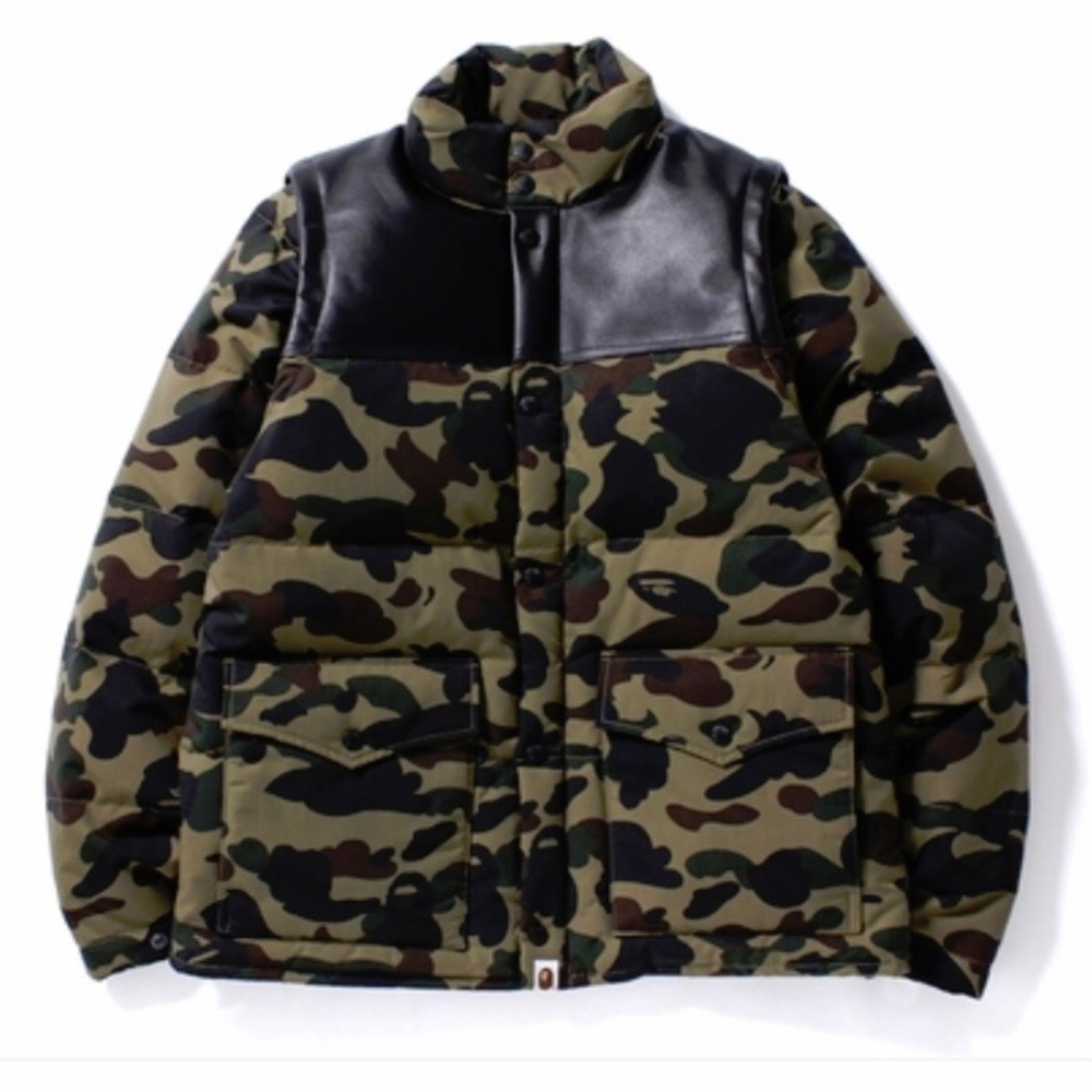 BAPE 1st Camo Detachable Sleeve Down Jacket